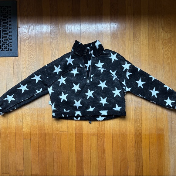 HYFVE Black & White Star Fleece Half Zip PullOver - Picture 12 of 12